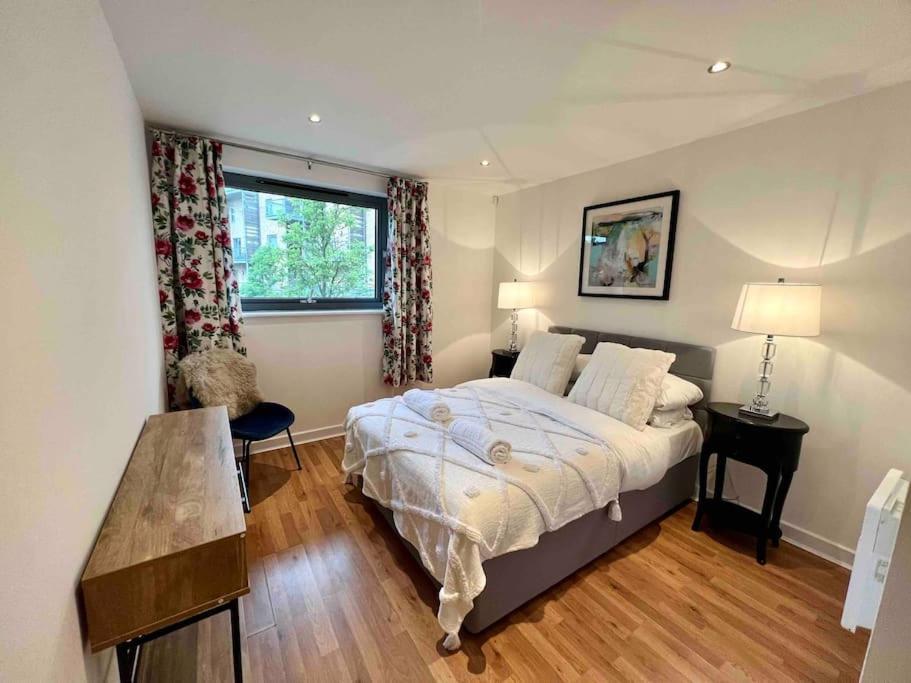 Brownberry Tree Serviced Apartment CBG Buitenkant foto