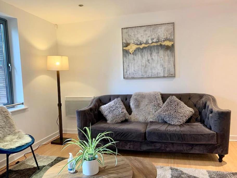 Brownberry Tree Serviced Apartment CBG Buitenkant foto