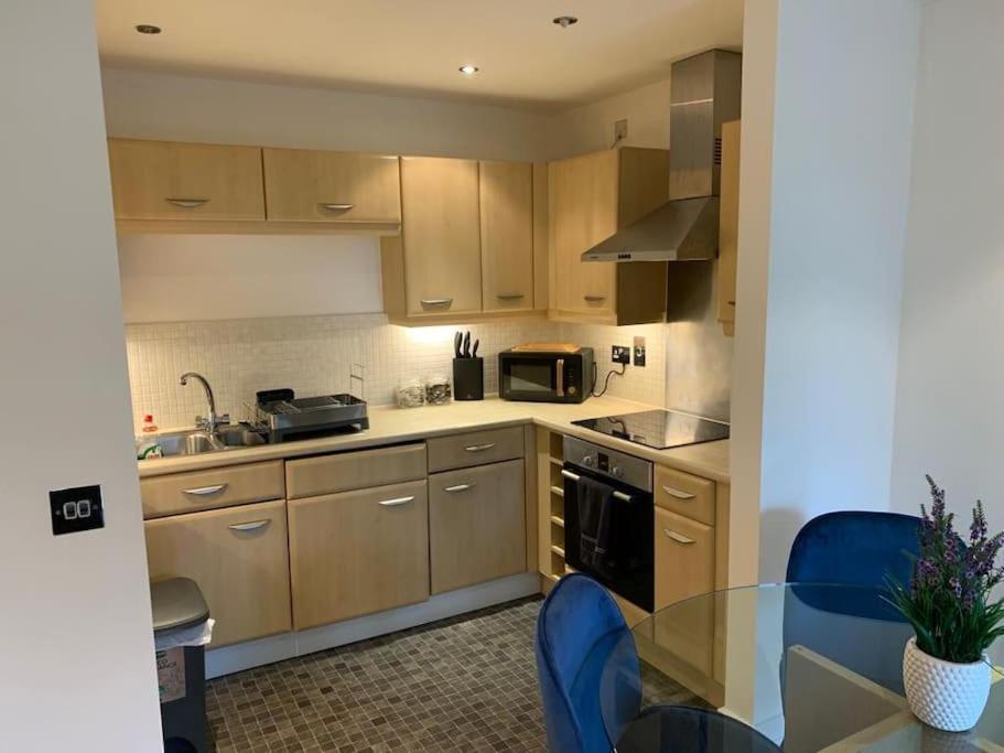 Brownberry Tree Serviced Apartment CBG Buitenkant foto